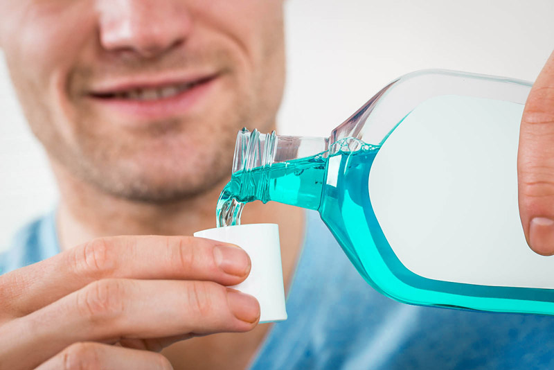 enjuague bucal para hombre